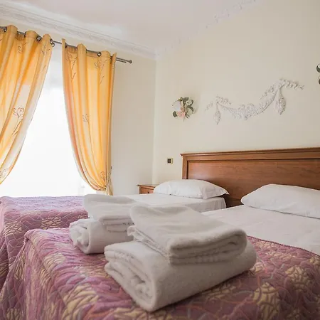 Grifo 3* Rome